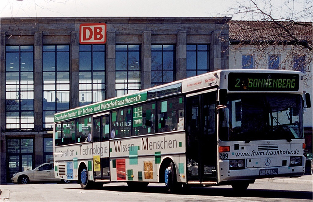 Stadtbus am Hauptbahnhof Kaiserslautern